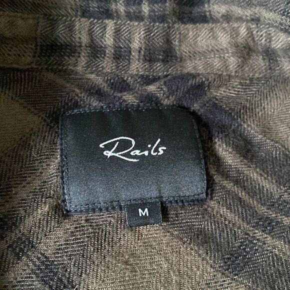 rails hunter plaid long sleeve shirt size M in GUC super soft - Picture 4 of 9